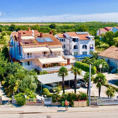 Hotel Pansion Adria Sveti Filip i Jakov Exteriér fotografie