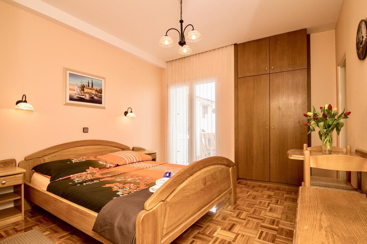 Hotel Pansion Adria Sveti Filip i Jakov Exteriér fotografie
