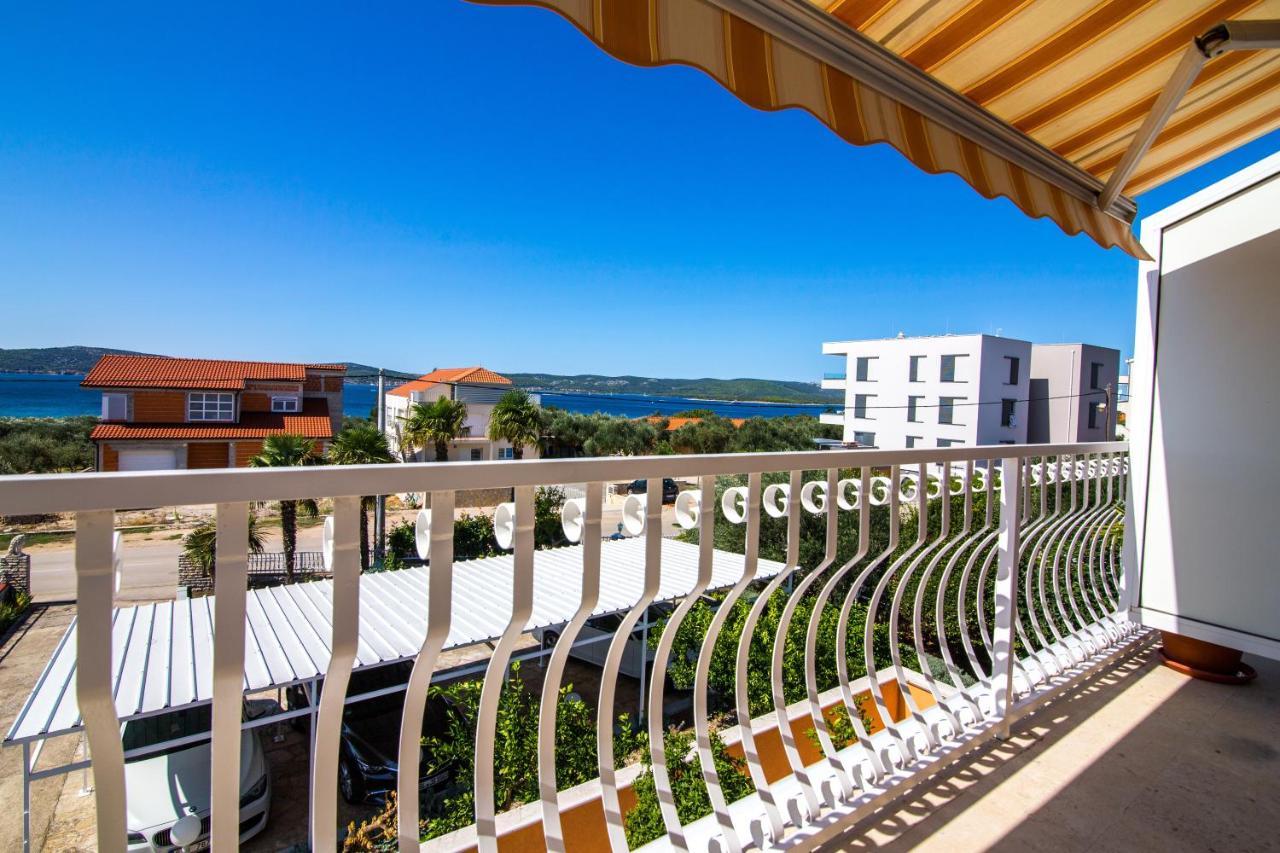 Hotel Pansion Adria Sveti Filip i Jakov Exteriér fotografie